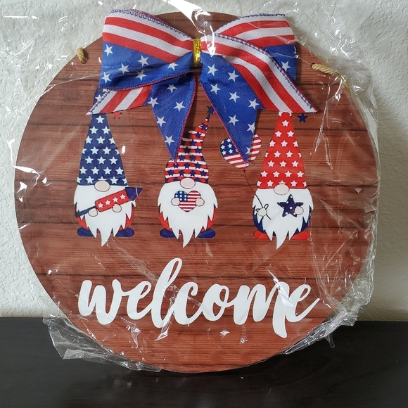 New 12" Patriotic Gnome Welcome Sign - Picture 3 of 4
